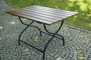 Zahradní stůl KEN dřevo+kov